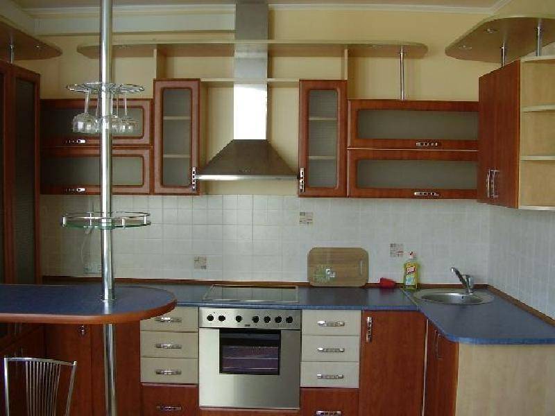 кухонный гарнитур угловой в Сочи