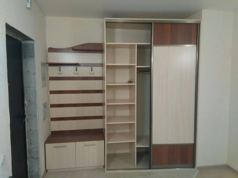 шкаф 5 в прихожую в Сочи