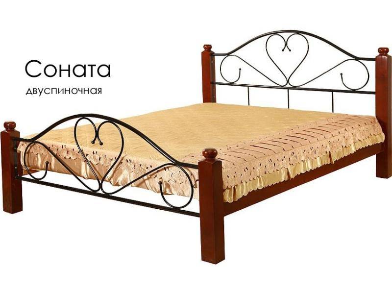 кровать соната из массива сосны с элементами ковки в Сочи