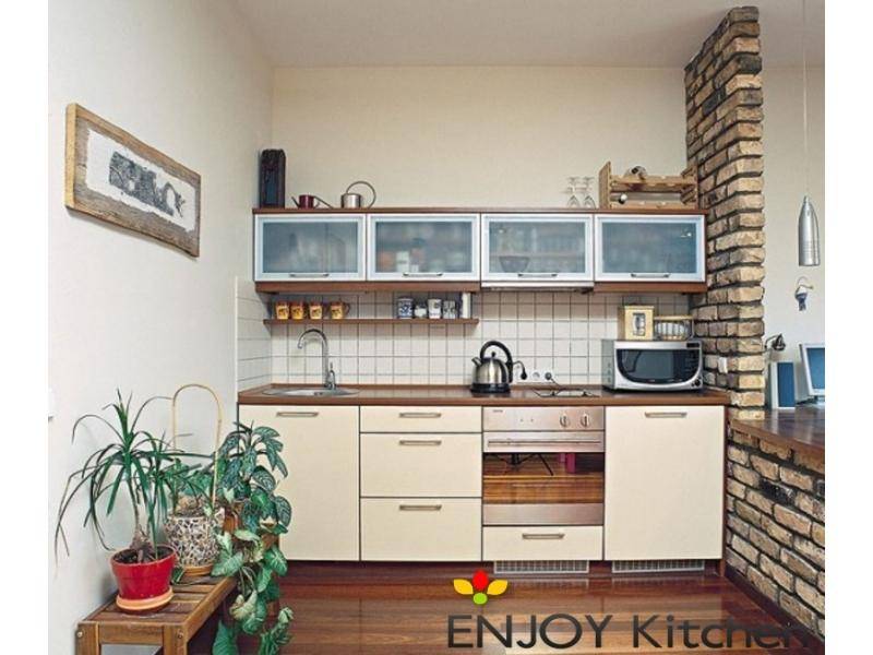 небольшая кухня карла в Сочи