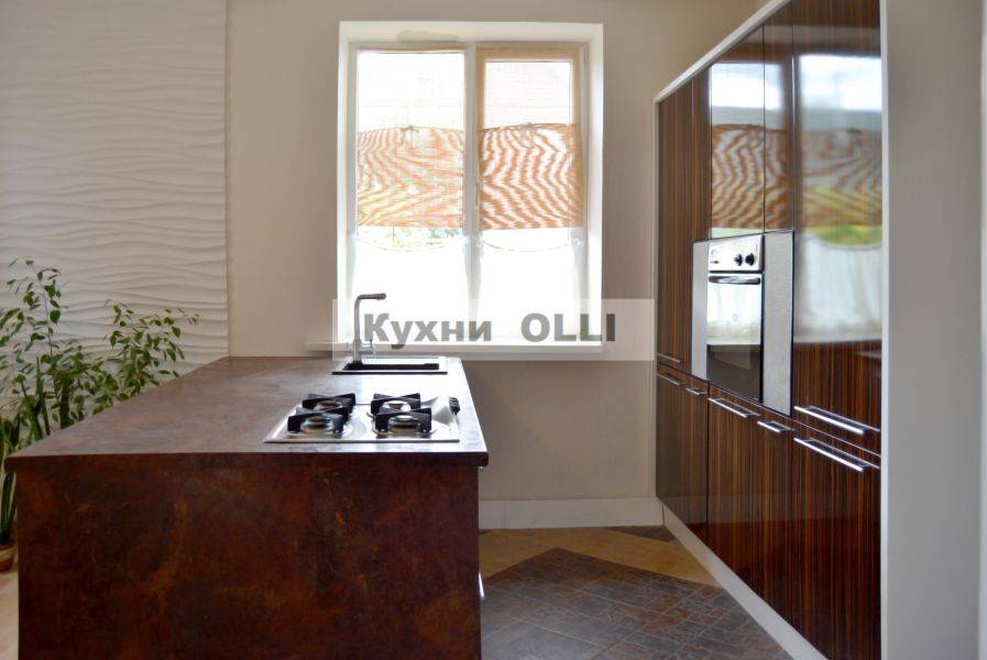 кухня с островом в Сочи