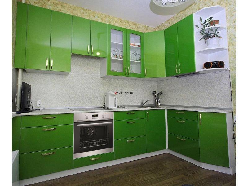 кухня изумрудная зелень в Сочи