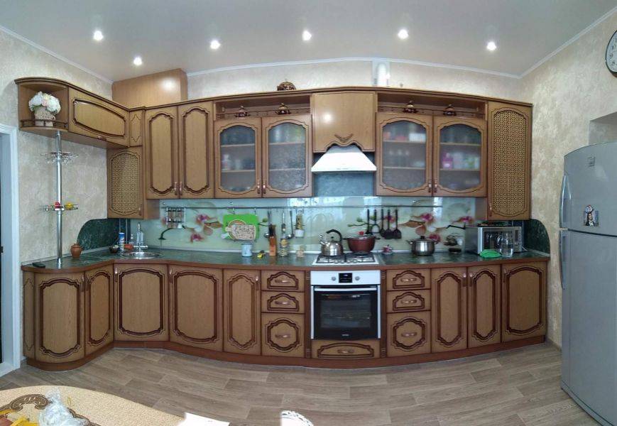 угловая кухня в Сочи