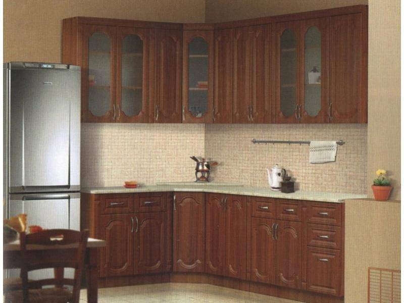 угловая кухня ника-1 с фасадами мдф-классик в Сочи