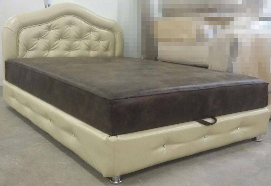мягкая кровать с утяжками в Сочи