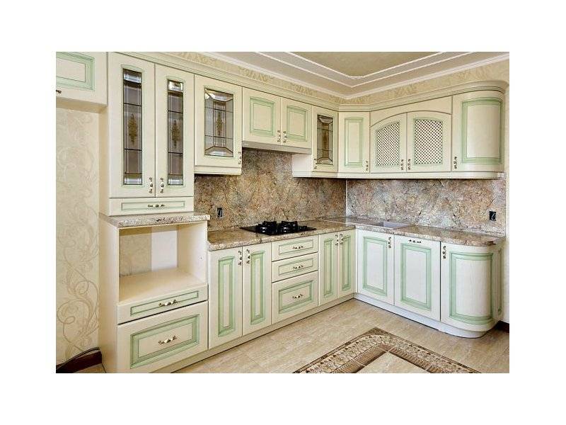 угловая кухня из массива марсилья в Сочи