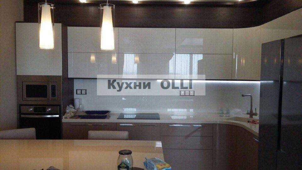 угловая кухня в Сочи