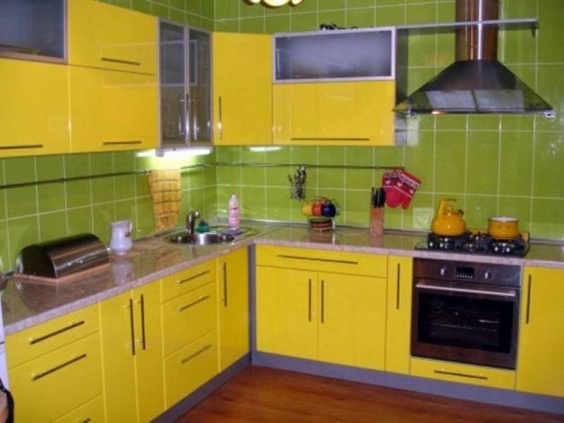 кухонный гарнитур угловой в Сочи