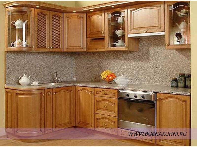 угловая кухня классика в Сочи