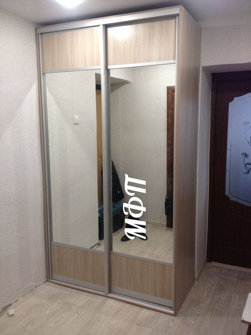 корпусный шкаф-купе с зеркалом в Сочи