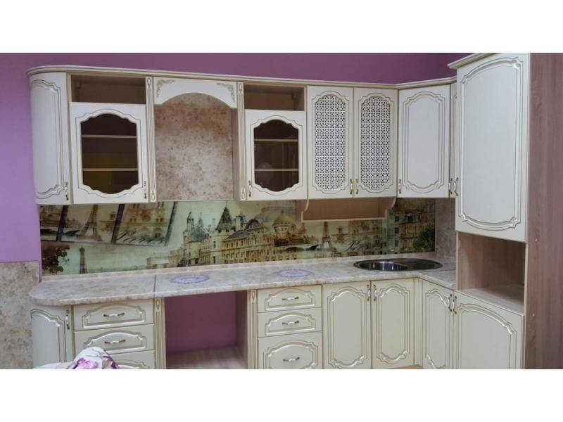 кухонный гарнитур в Сочи