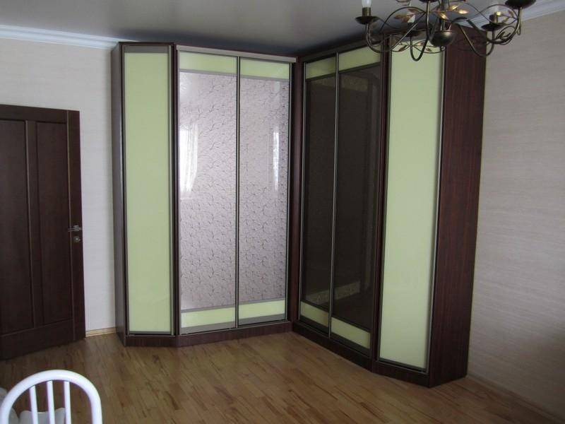 шкаф-купе с фасадами из пластика софия 1 в Сочи
