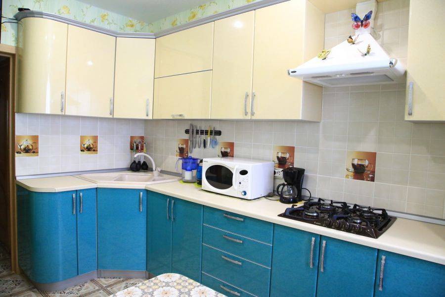 угловая радиусная кухня в Сочи