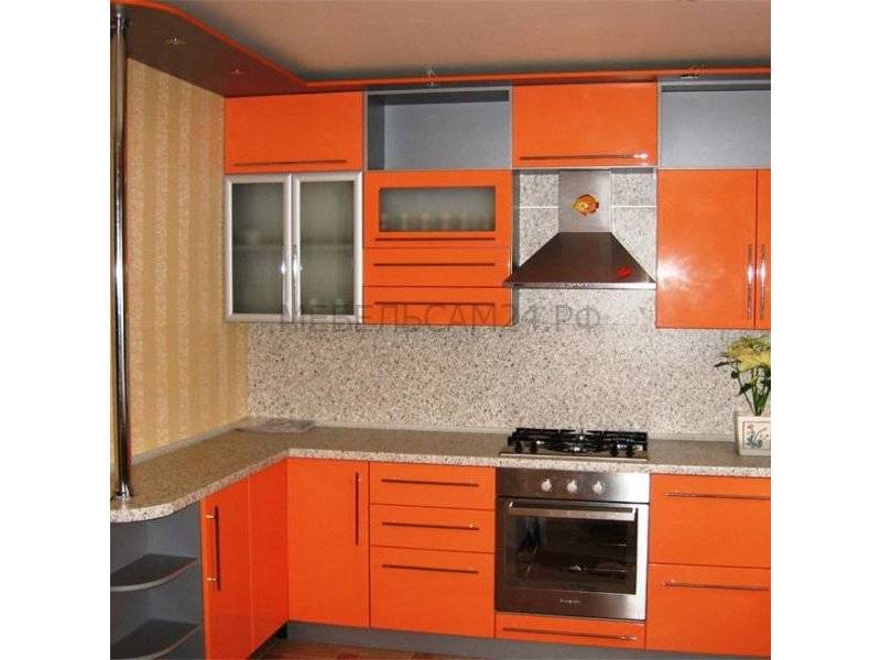 угловая оранжевая кухня гала в Сочи