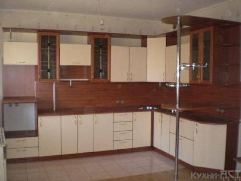 кухонный гарнитур угловой кофе с молоком в Сочи