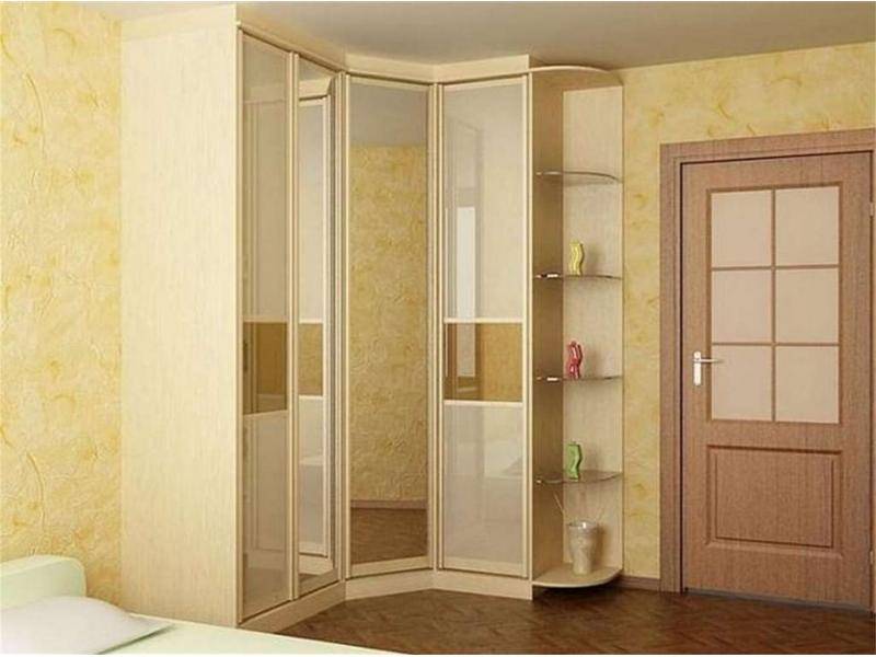 шкаф - купе угловой с зеркалом в Сочи