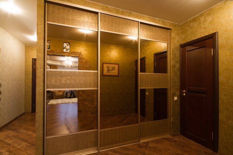 встроенный шкаф-купе для прихожей в Сочи
