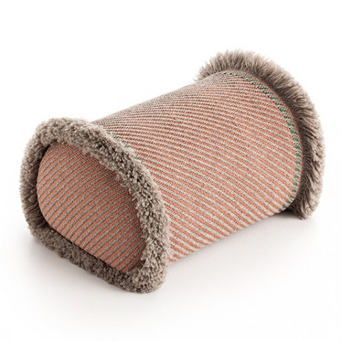 подушка большая-рол diagonal almond-peach от gan в Сочи